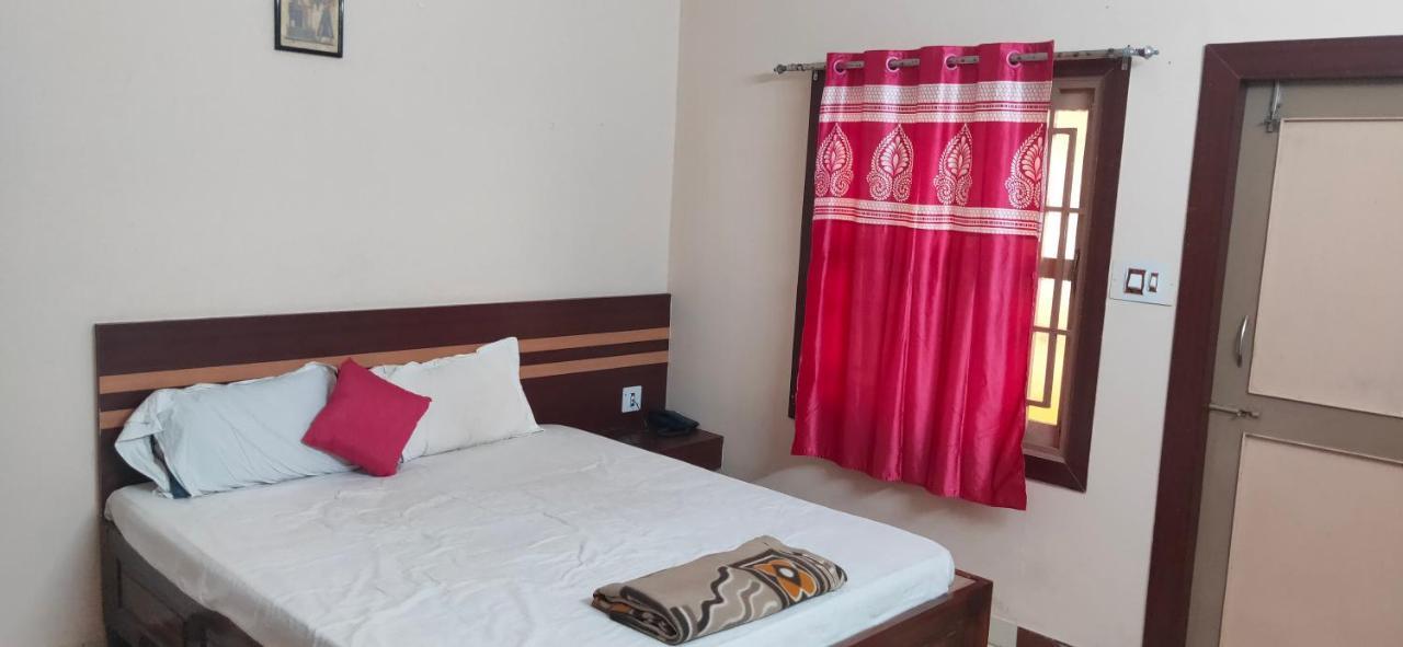 Golden Dust Hotel Puri Luaran gambar
