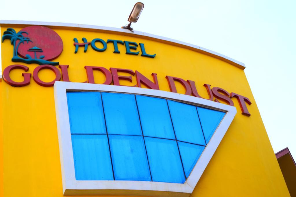 Golden Dust Hotel Puri Luaran gambar