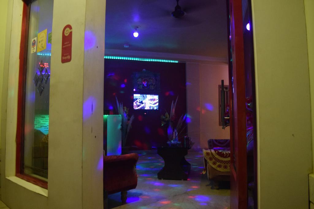 Golden Dust Hotel Puri Luaran gambar